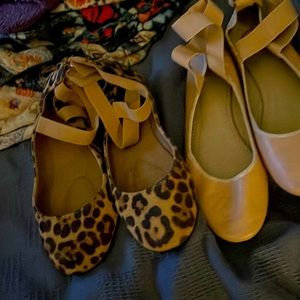 Lot of perfect ankle wrapped shoes. The purple ones in pic 2 are easy to wear.